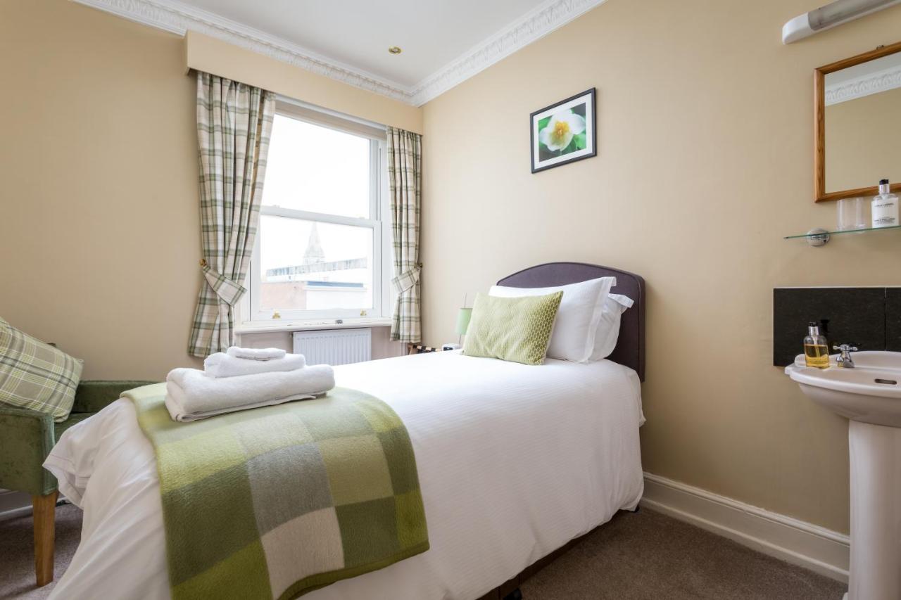 Crossways Guest House كيلتنهام المظهر الخارجي الصورة